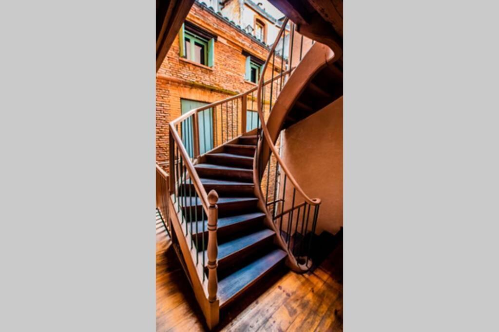 Apartmán Loft Sous Les Toits Lumineux - Capitole-Daurade-Esquirol - Wifi Toulouse Exteriér fotografie